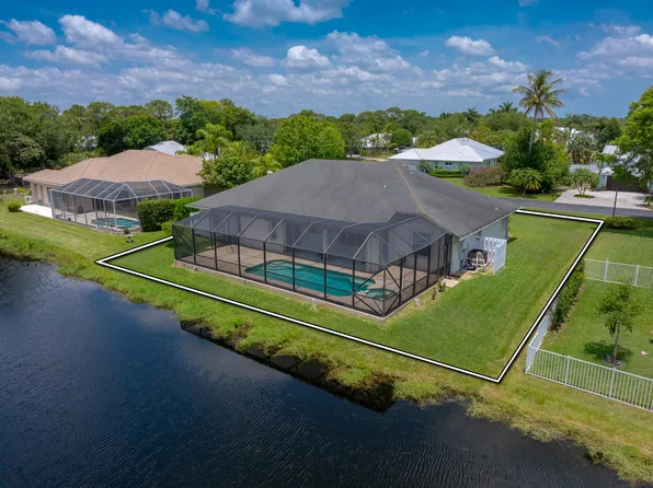 1063 SW Sand Oak Drive, Palm City, FL 34990