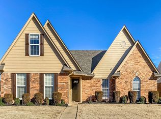 8052 Mary Payton Dr, Southaven, MS 38671