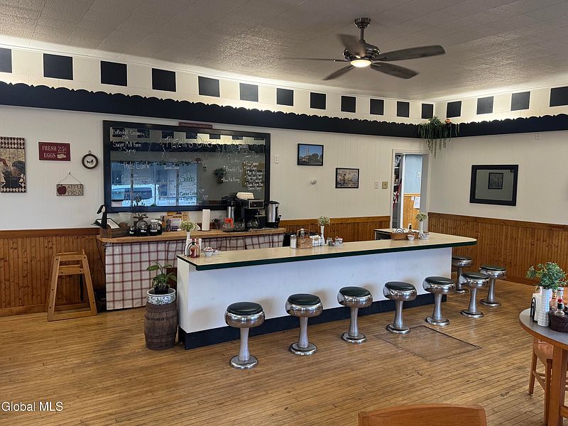 3rd image of 219 N Main Street