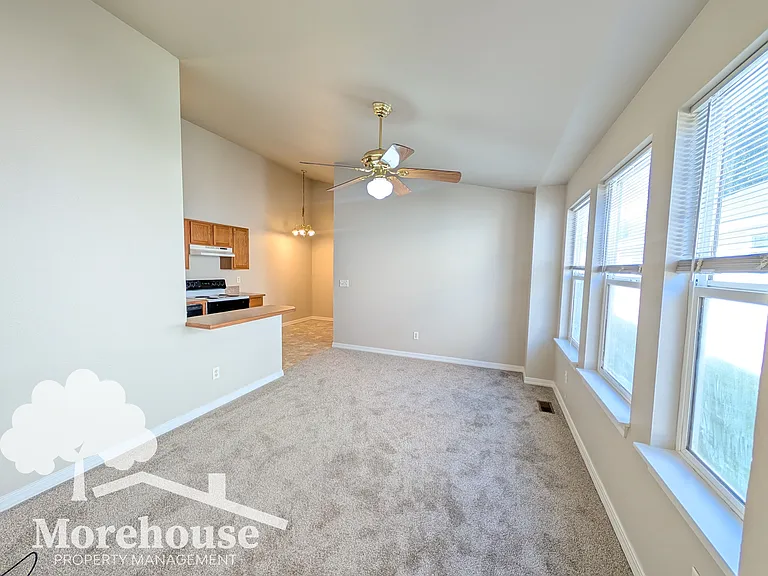 255 Delaware Ave — Photo 5