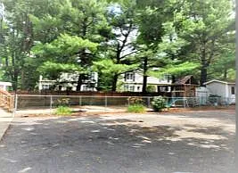 145-147 Roger Williams Ave — Photo 2