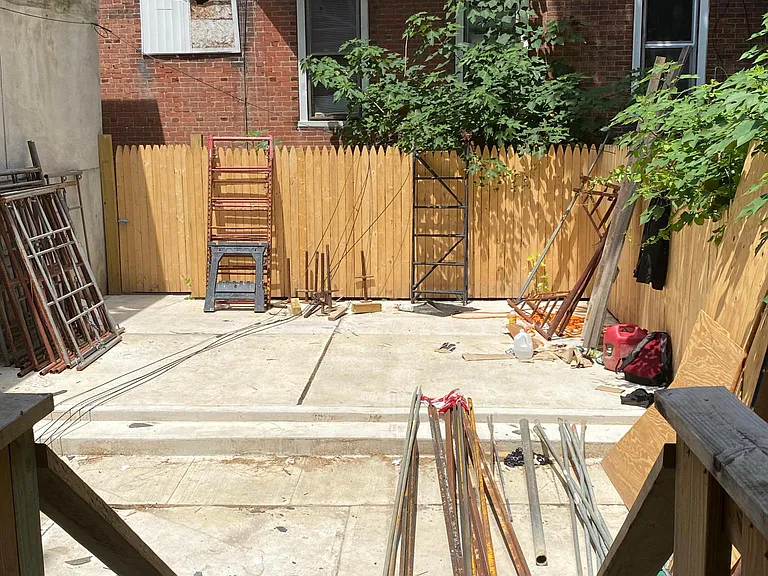 5113 Chester Ave #1 — Photo 15