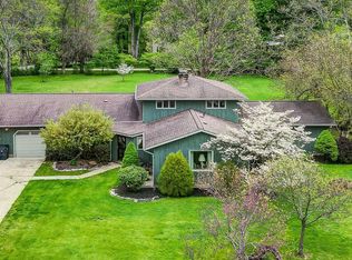 23 Mill Race Rd, Granville, OH 43023