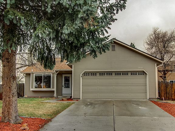 2nd image of 19737 E Oxford Dr