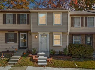 8433 Sugar Creek Ln, Springfield, VA 22153