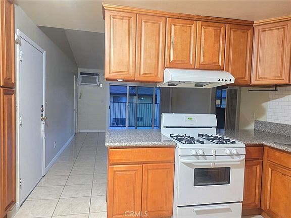 4th image of 2642 Maxon Rd #6
