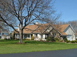 601 Lyme Ct, Erie, PA 16505