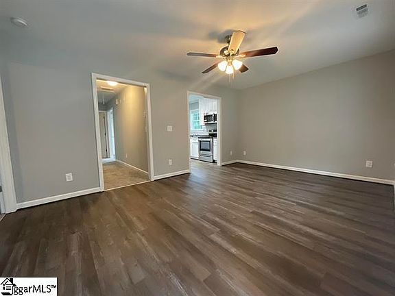 2nd image of 19 Sidney Wilson Ct