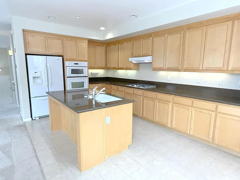 6319 Byron Ln — Photo 16