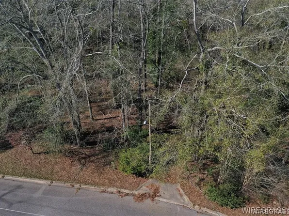 203 Harrand Creek Dr, Enterprise, AL 36330