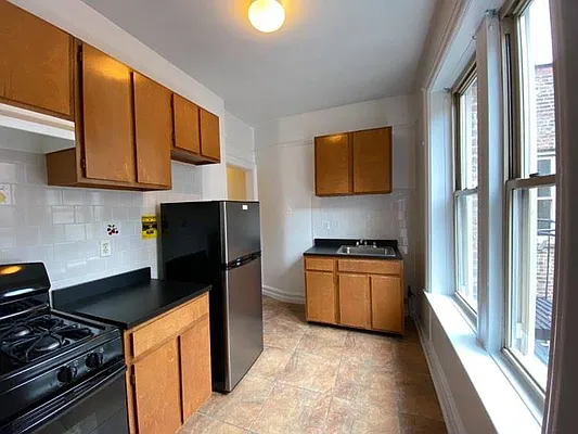 Rented by Oxford Property Group | media 13