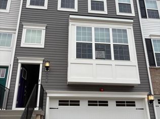 1728 Water Crossing Rd, Pikesville, MD 21208