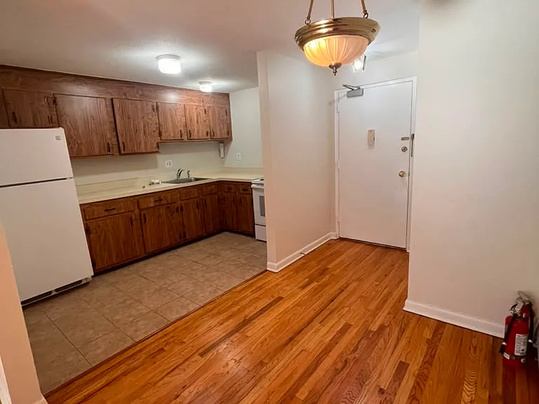 108 Oakwood Ave #A3 — Photo 8