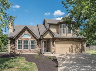 15210 S Albervan St, Olathe, KS 66062