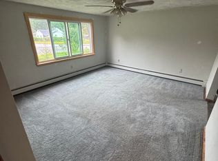 77 Seamans St, Woonsocket, RI 02895