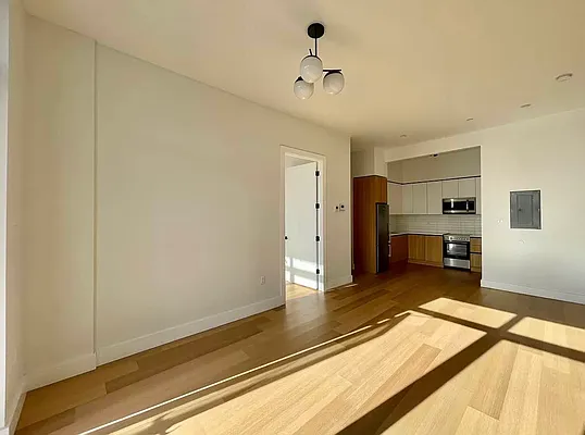 Rented by eRealty Advisors Inc | media 1