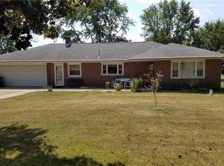 9700 Little Richmond Rd, Brookville, OH 45309