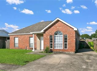 1037 Beechwood Dr, Harvey, LA 70058