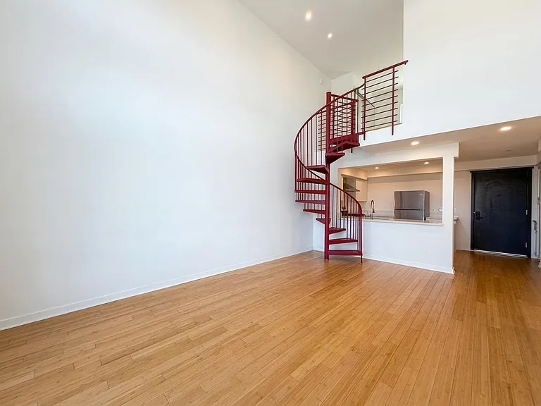 321 S Fickett St — Photo 14