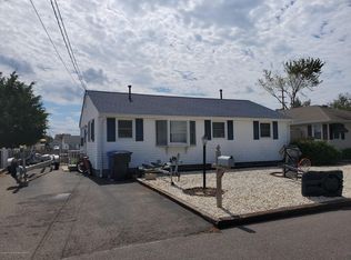 3403 Thistle Ave, Toms River, NJ 08753