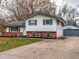 1614 E Virginia Ave, Des Moines, IA 50320