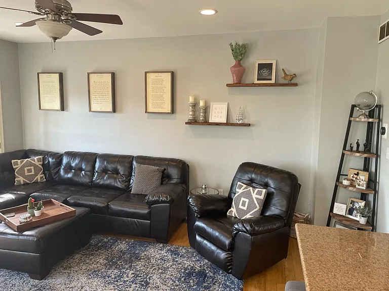 4320 Terrace St — Photo 9