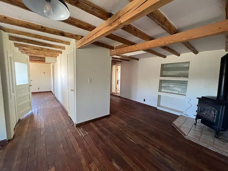 225 N Washington St — Photo 9