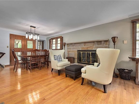 4th image of 30000 Ashton Ln