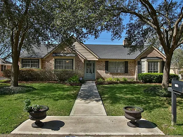 1534 Ashford Hollow Ln, Houston, TX 77077