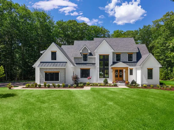 12 Silverbrook Drive, Old Orchard Beach, ME 04064