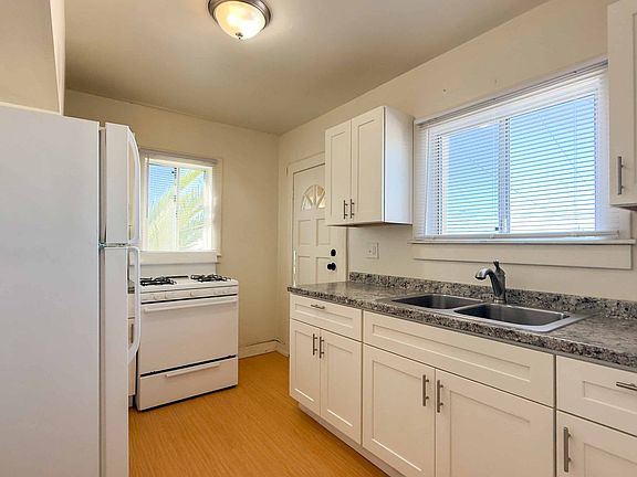 4th image of 3890-3896 Logan Ave #3892