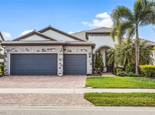 11719 Bowes Cir, Fort Myers, FL 33913