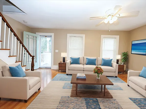 50 Front St, Braintree, MA 02184