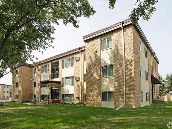 2nd image of 3417 65th Ave N APT 104
