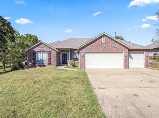 19371 Stoney Dr, Catoosa, OK 74015