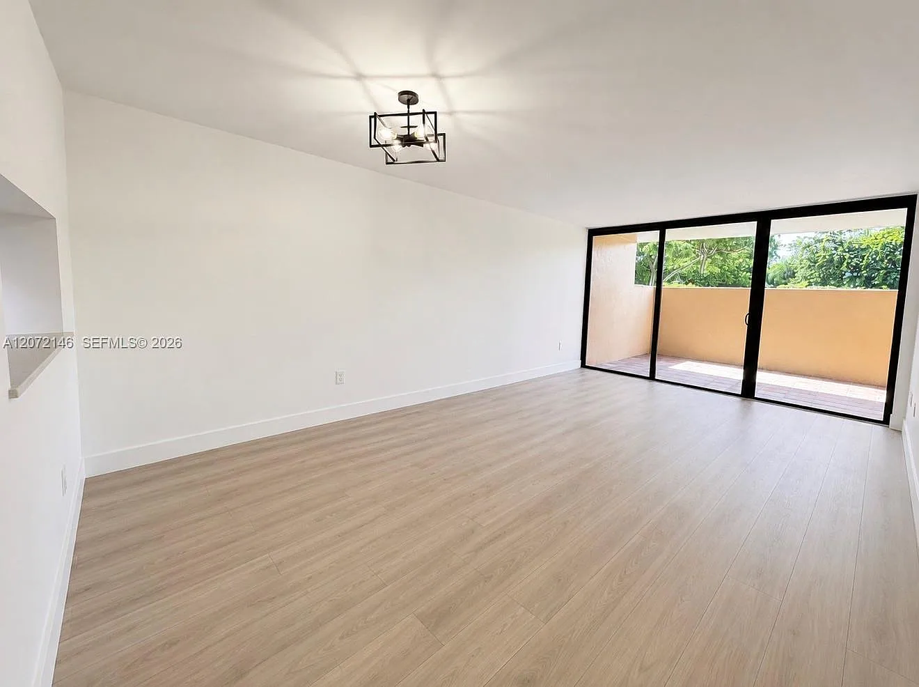 10985 SW 107th St — Photo 3