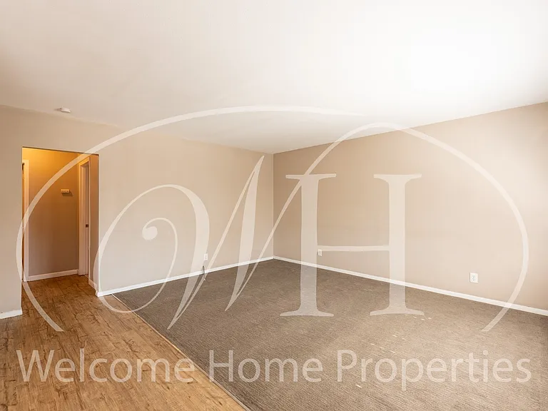 108 SE 6th St — Photo 23