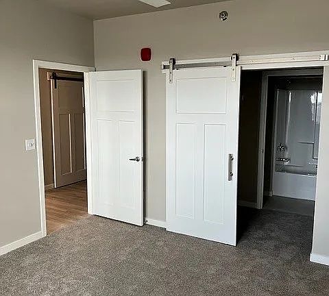 Townsite Flats - 4711 45th ST S