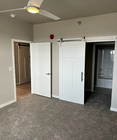 Townsite Flats - 4711 45th ST S