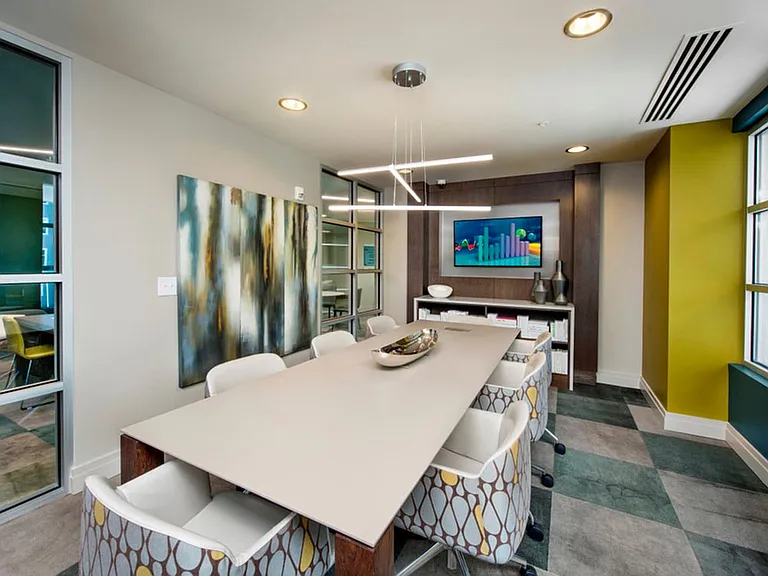 AMLI Buckhead — Photo 19