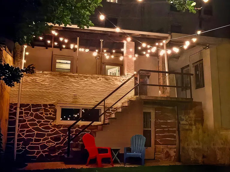 Cotton St — Photo 1