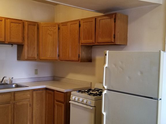 4th image of 2221 Muscatine Ave APT 5