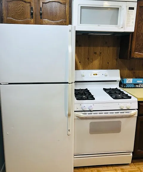 19 Parkside Ct #1 — Photo 8