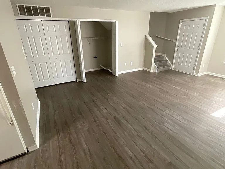 854 Eugene St — Photo 3