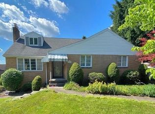 220 Kenneth St, Greensburg, PA