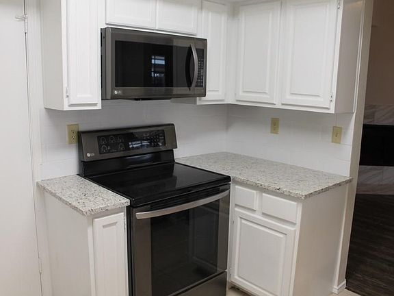 4th image of 848 Creekside Dr