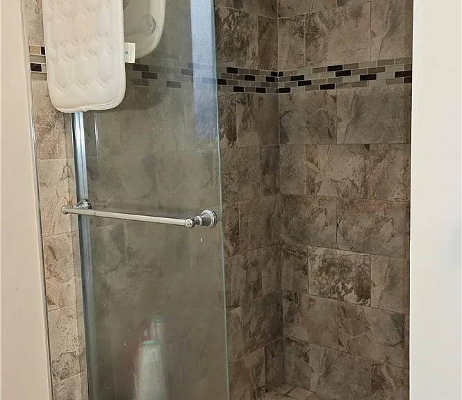 5966 Rod Ave — Photo 15
