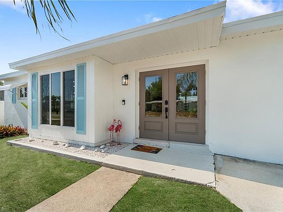 4th image of 21898 Catherine AVE