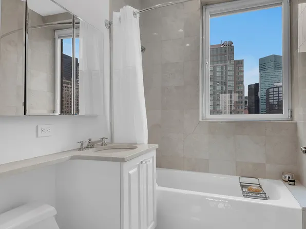 351 East 51st Street image 7 of 13