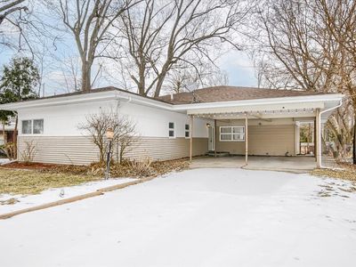 707 Country Club Ln, Flint, MI, 48507